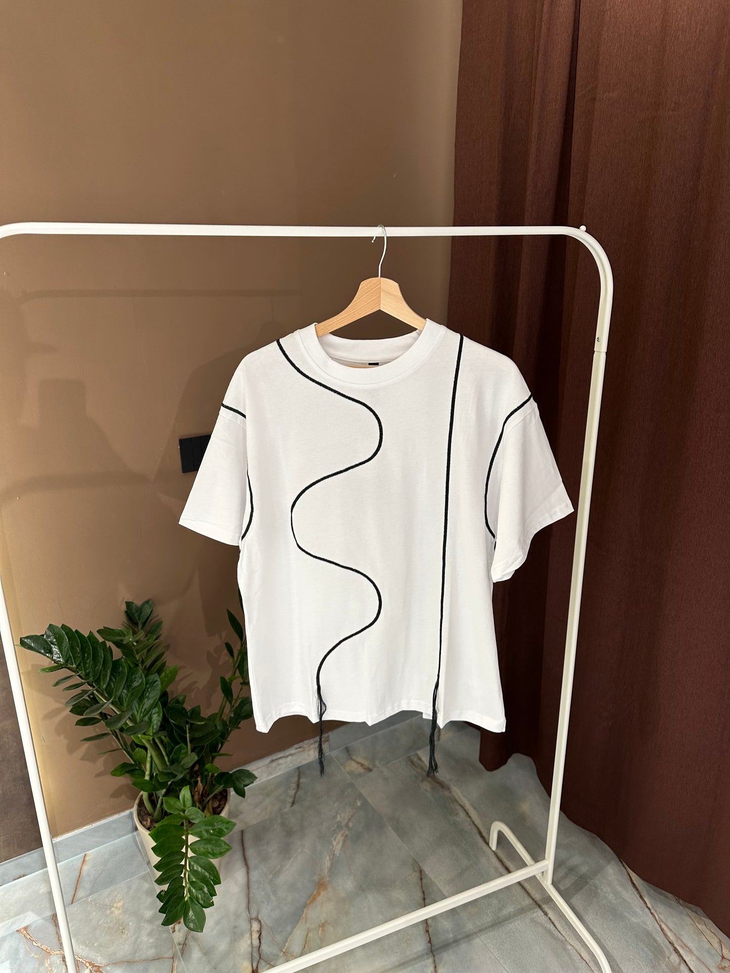 T SHIRT RICAMATA