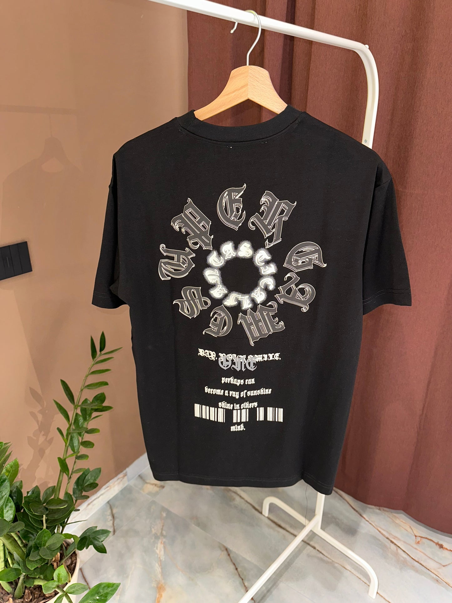 T SHIRT