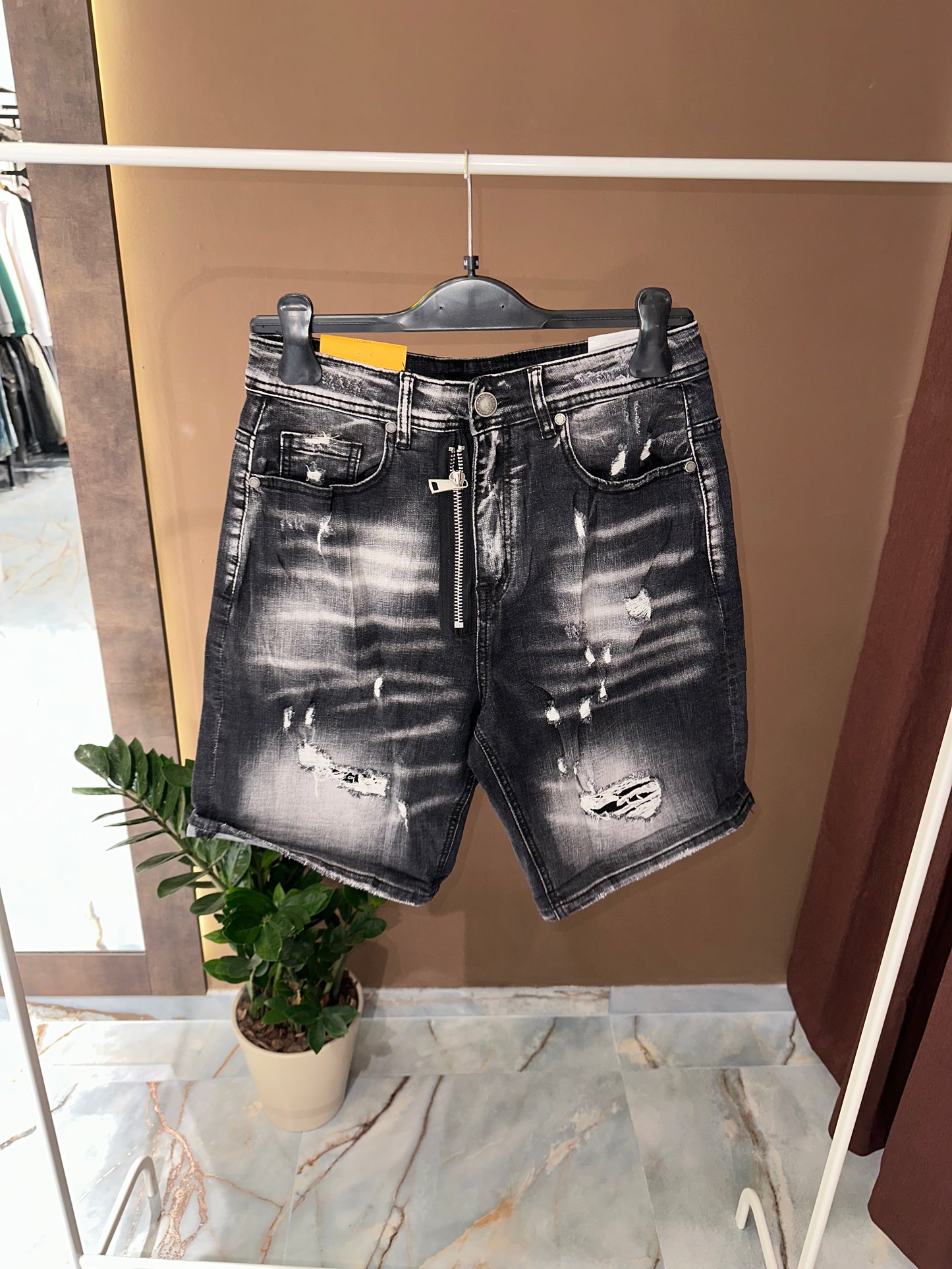 SHORTS M.D*Q
