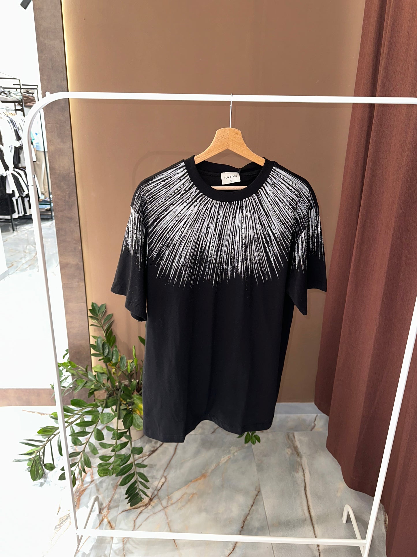 T SHIRT DIAMOND