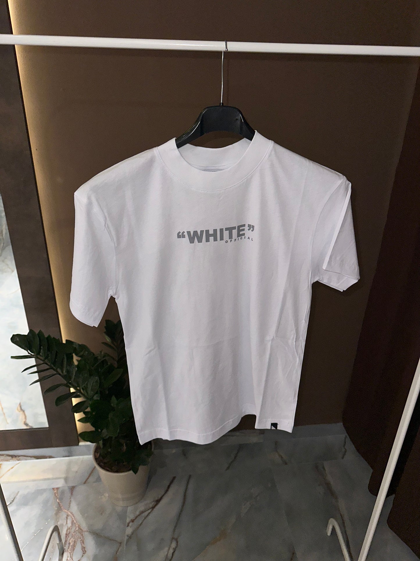 T SHIRT WHITE