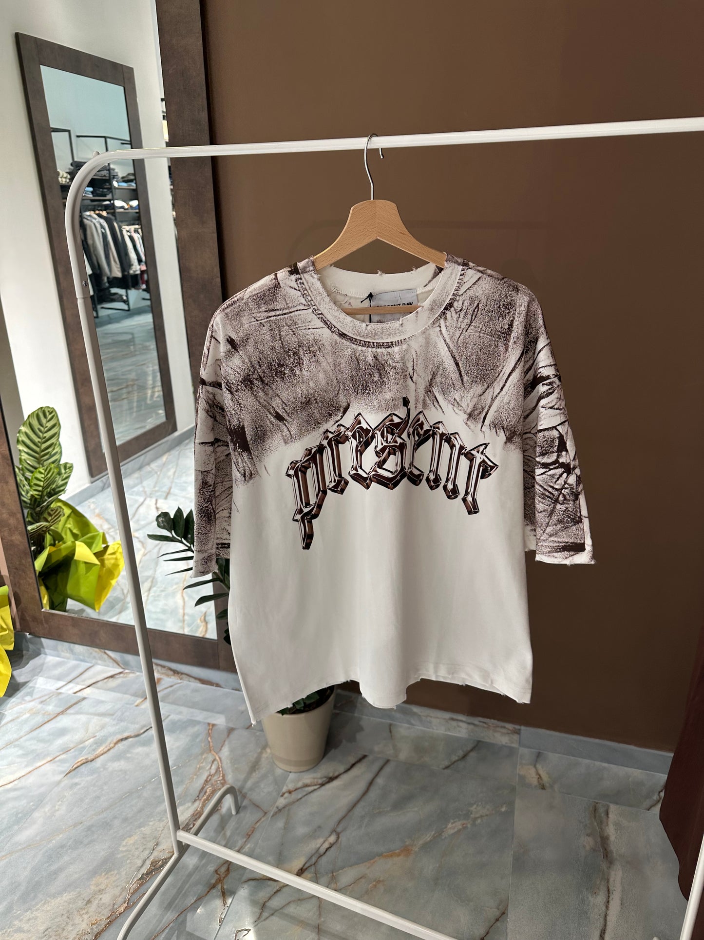 T SHIRT PRESENT SPECCHIO