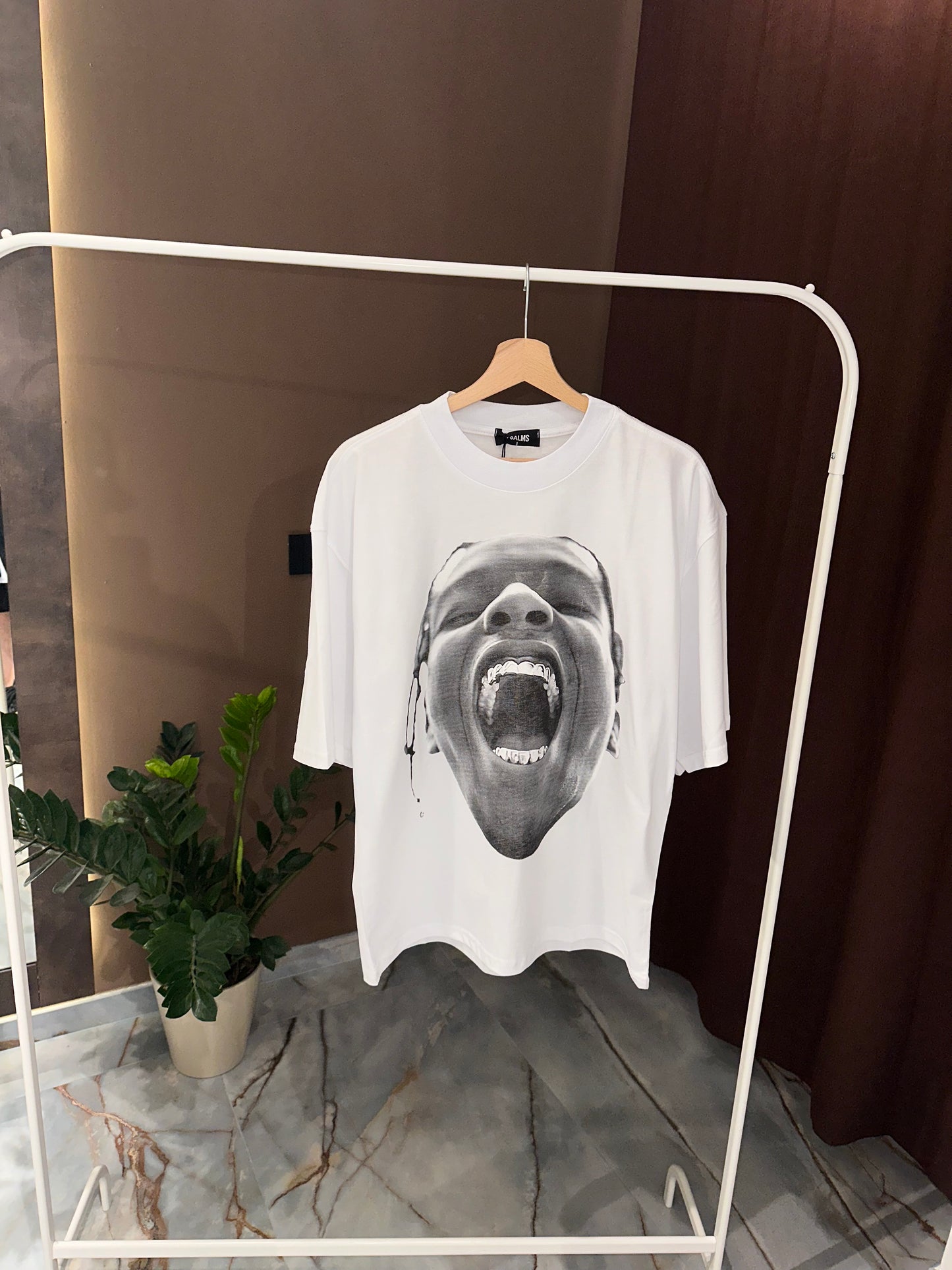 T SHIRT FACE