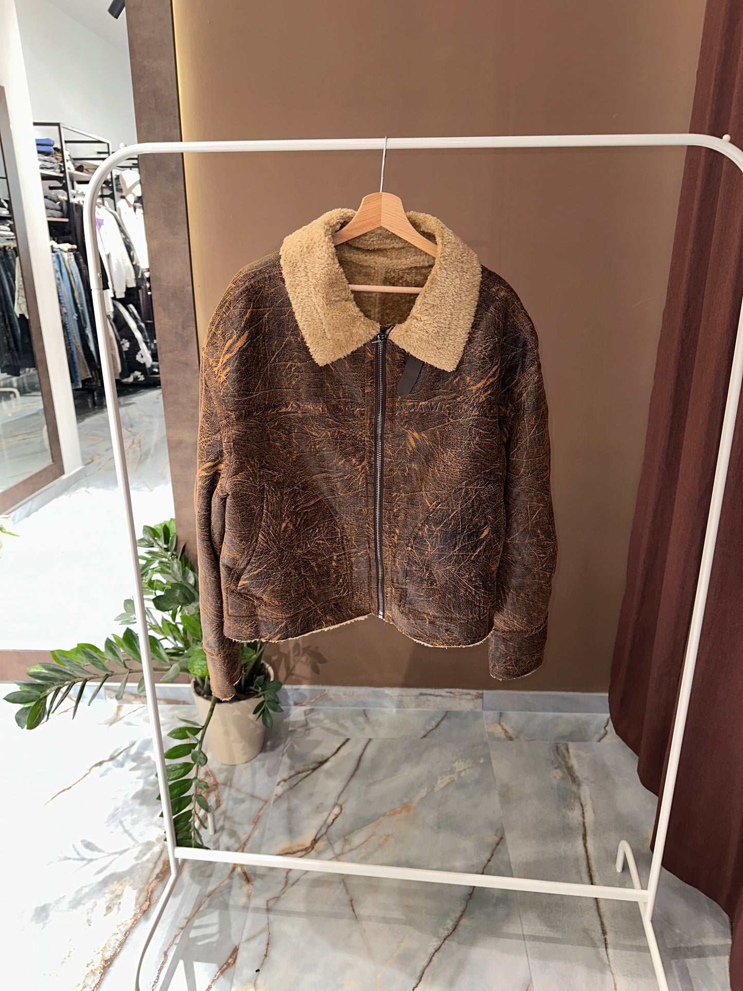 MONTONE BROWN