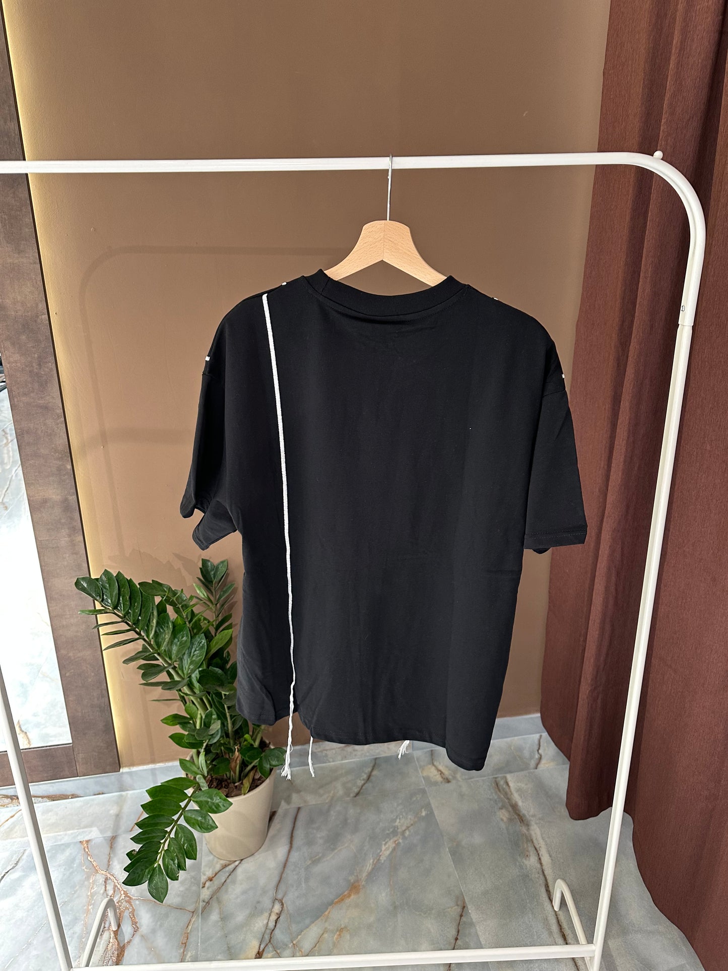 T SHIRT RICAMATA