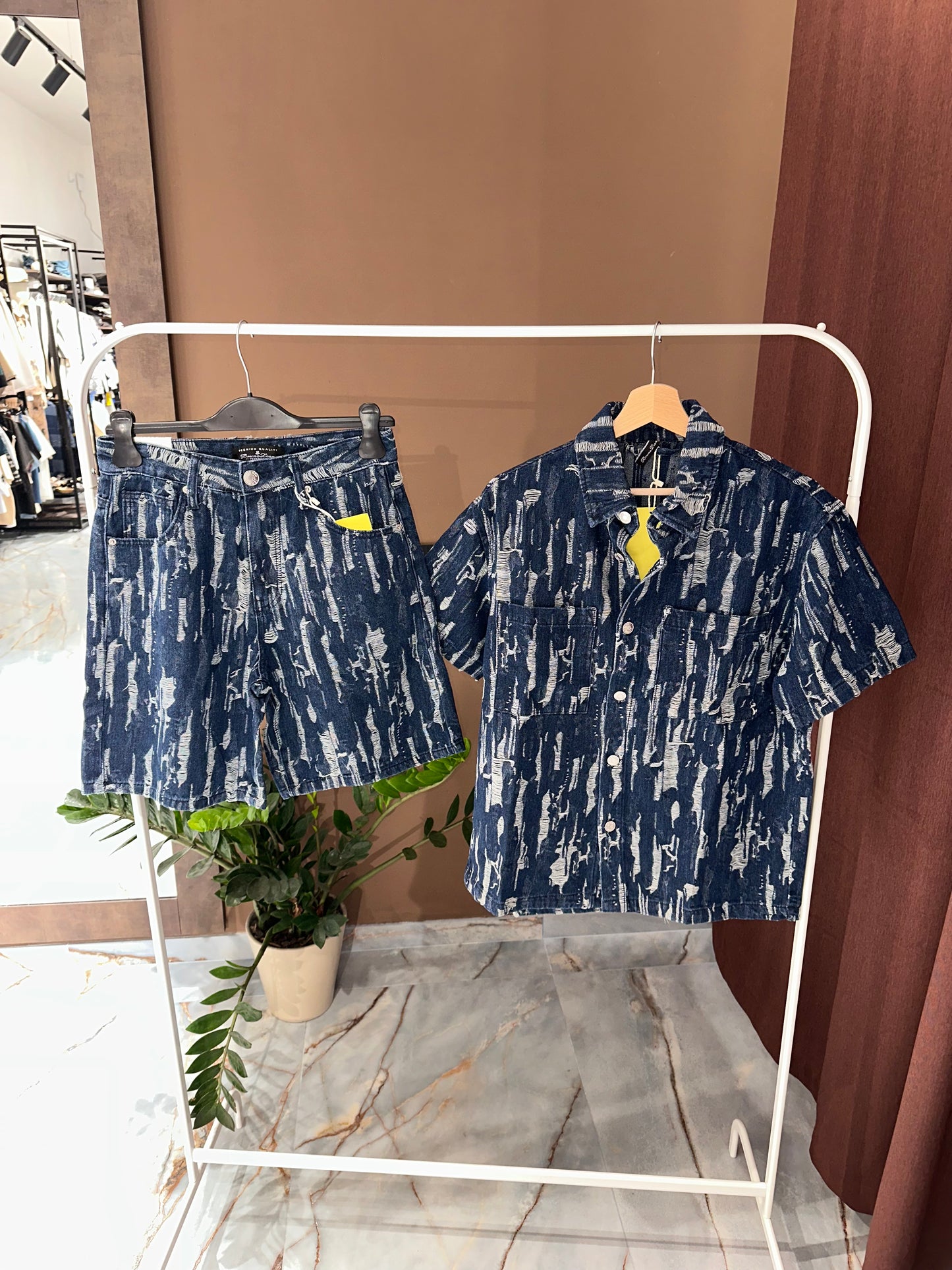 COORDINATO SFILACCIATO