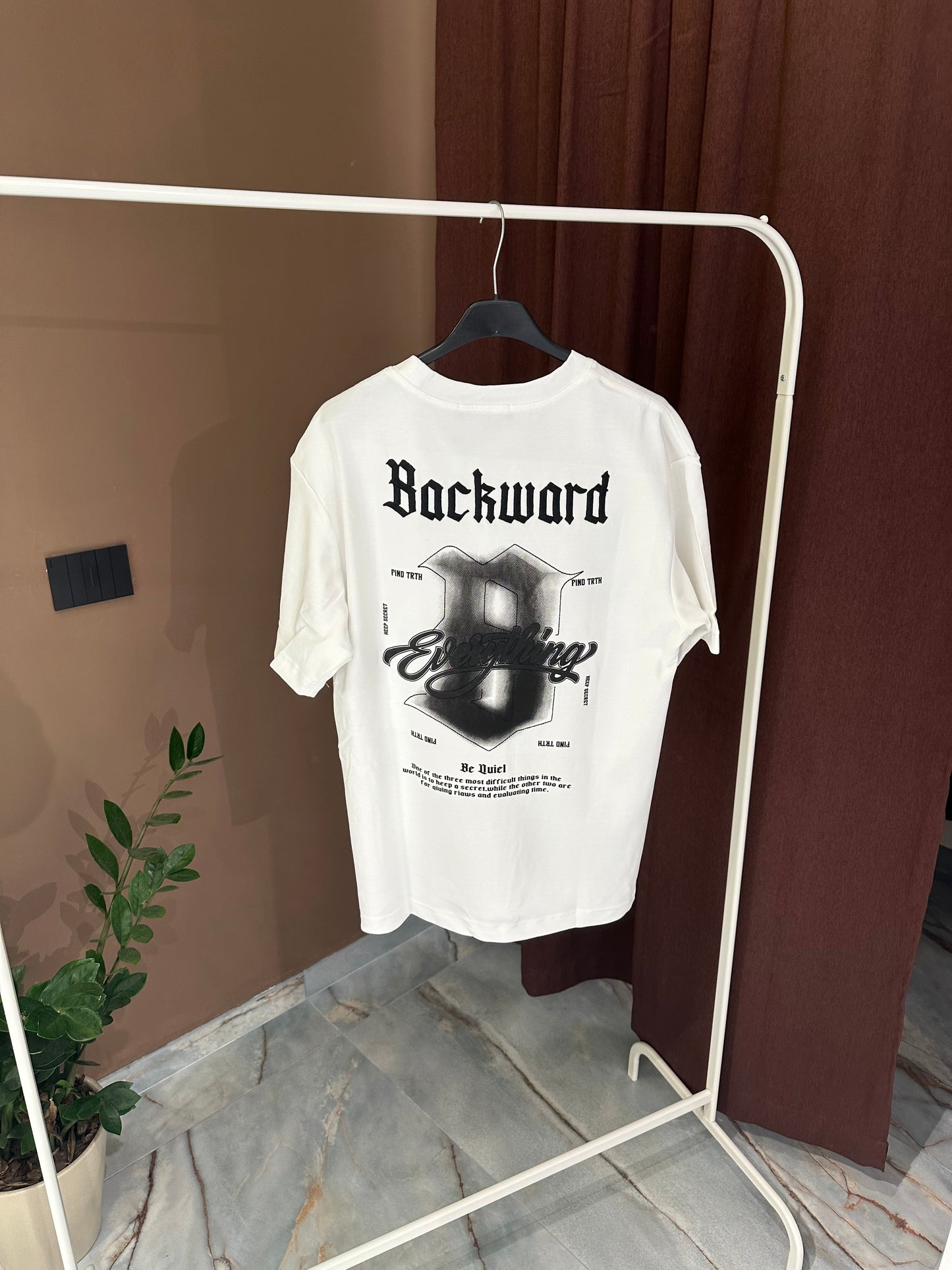 T SHIRT B