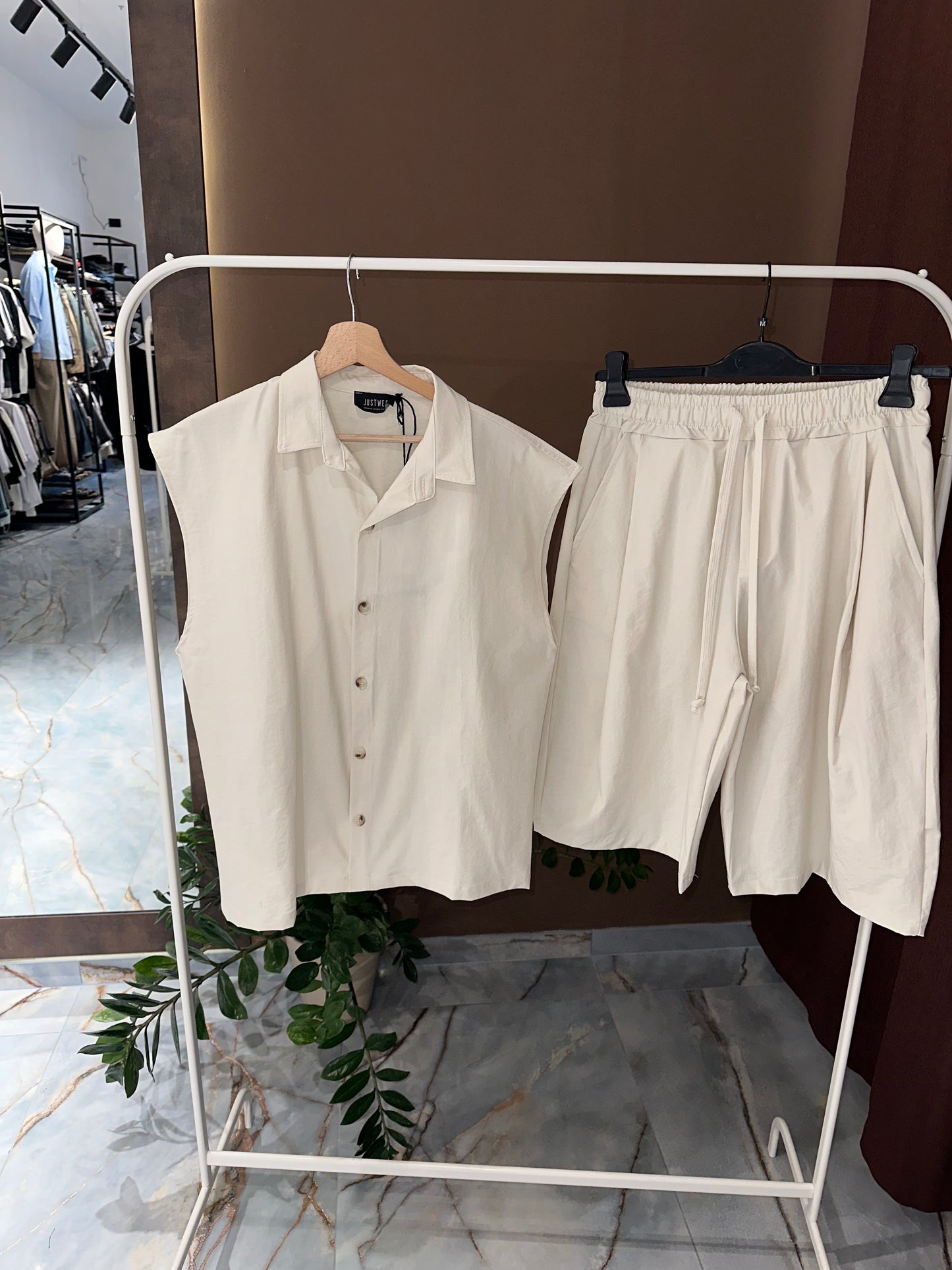 COORDINATO SMANICATO