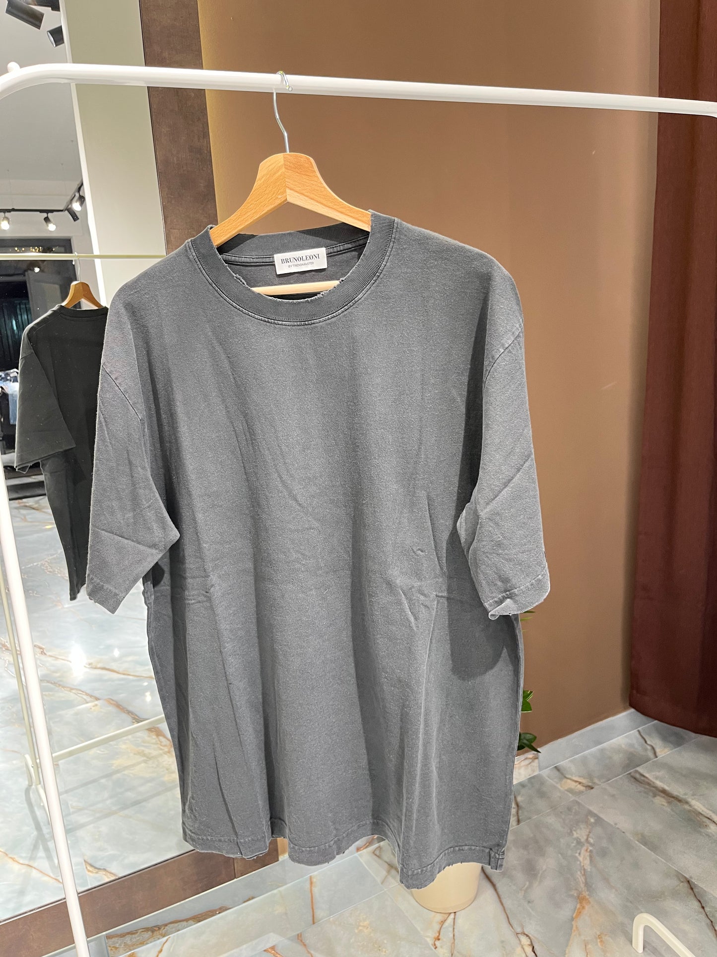 T SHIRT GREY