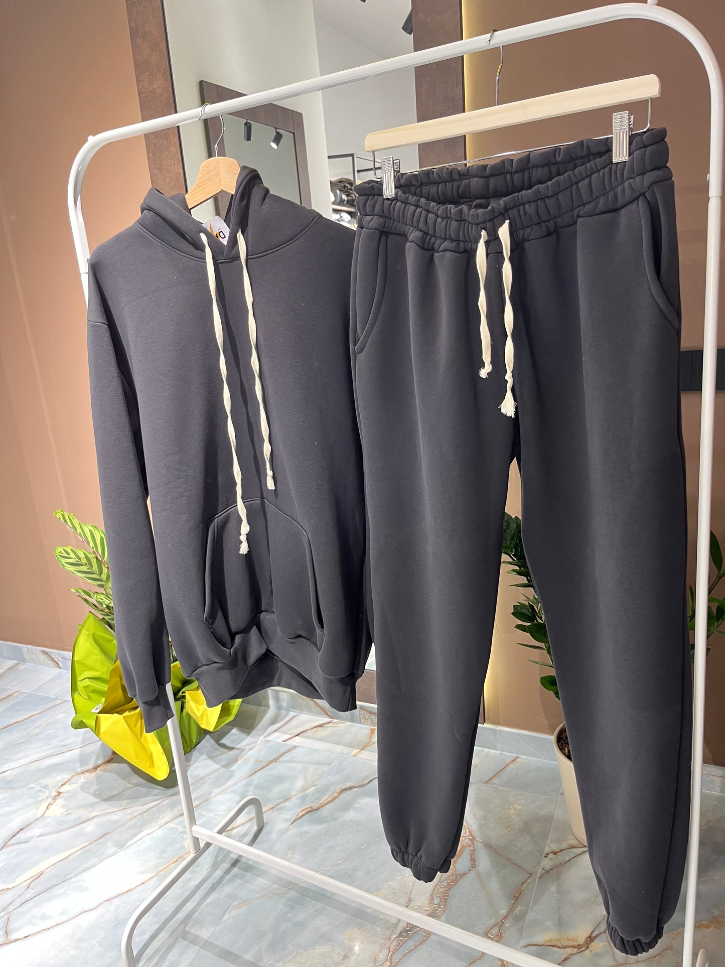 COMPLETO GRIGIO