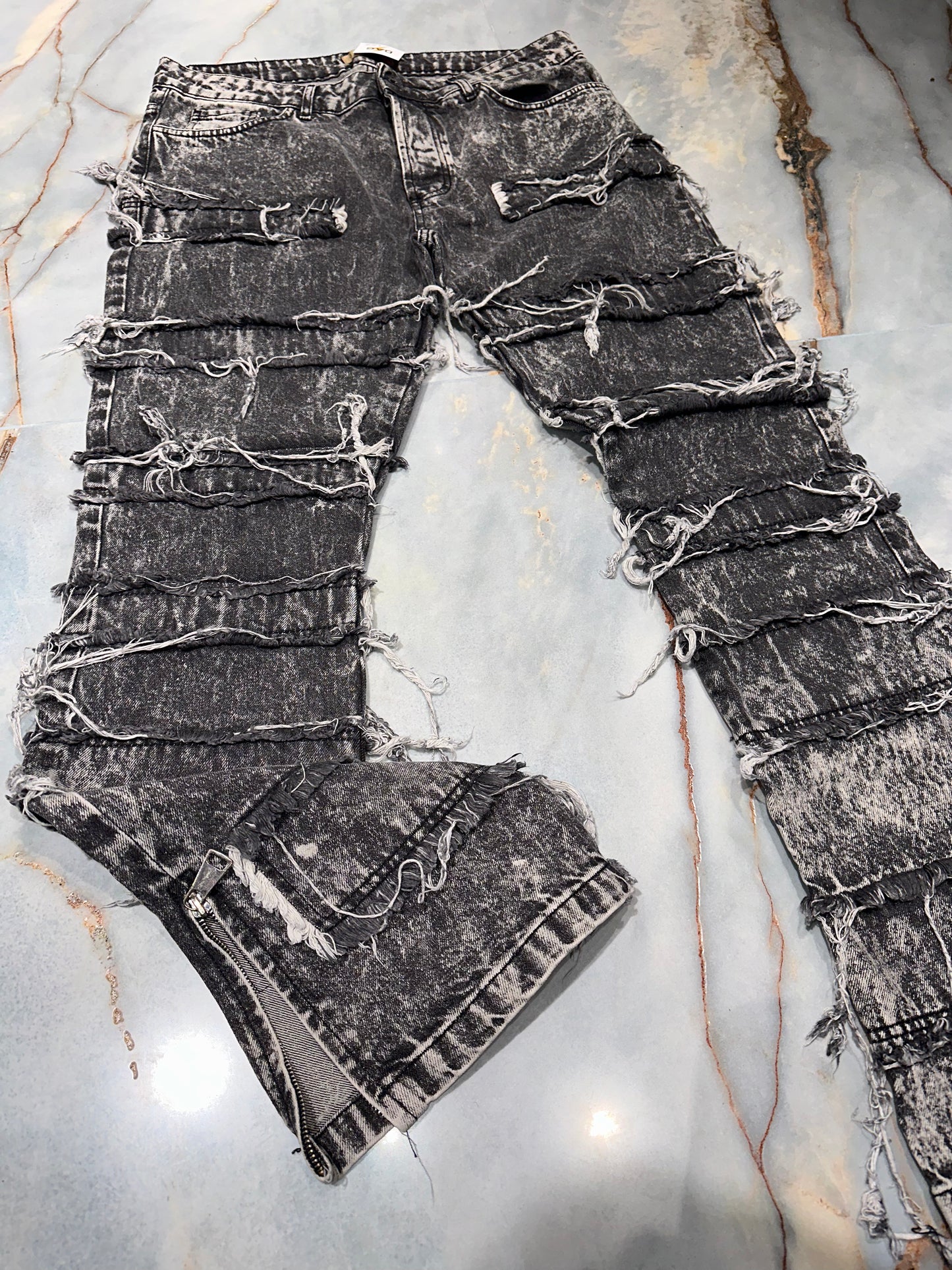 JEANS CON ZIP