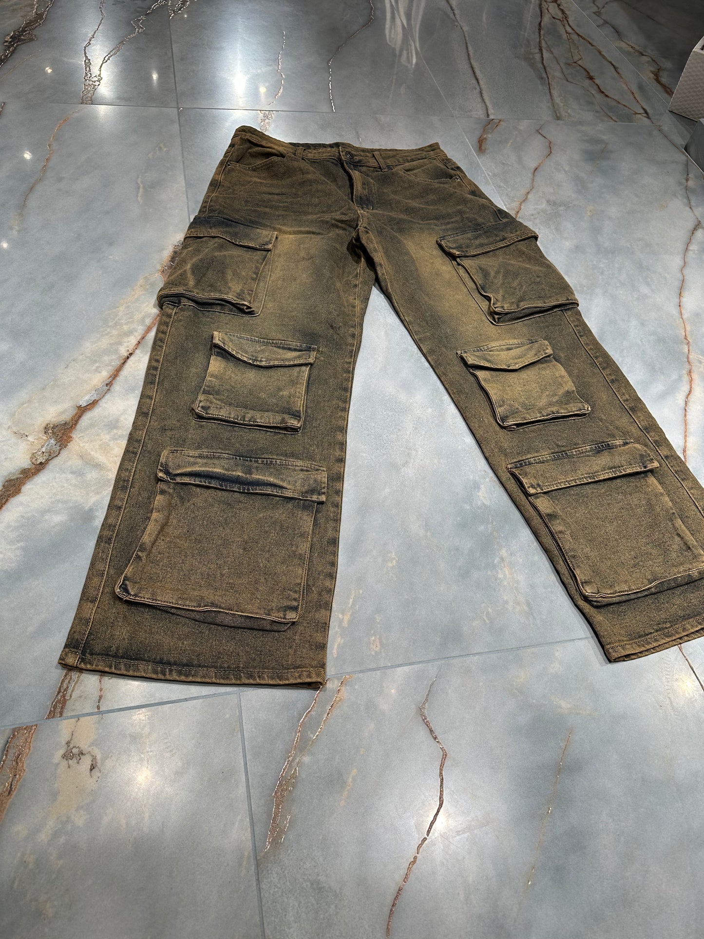 JEANS CARGO SABBIATO