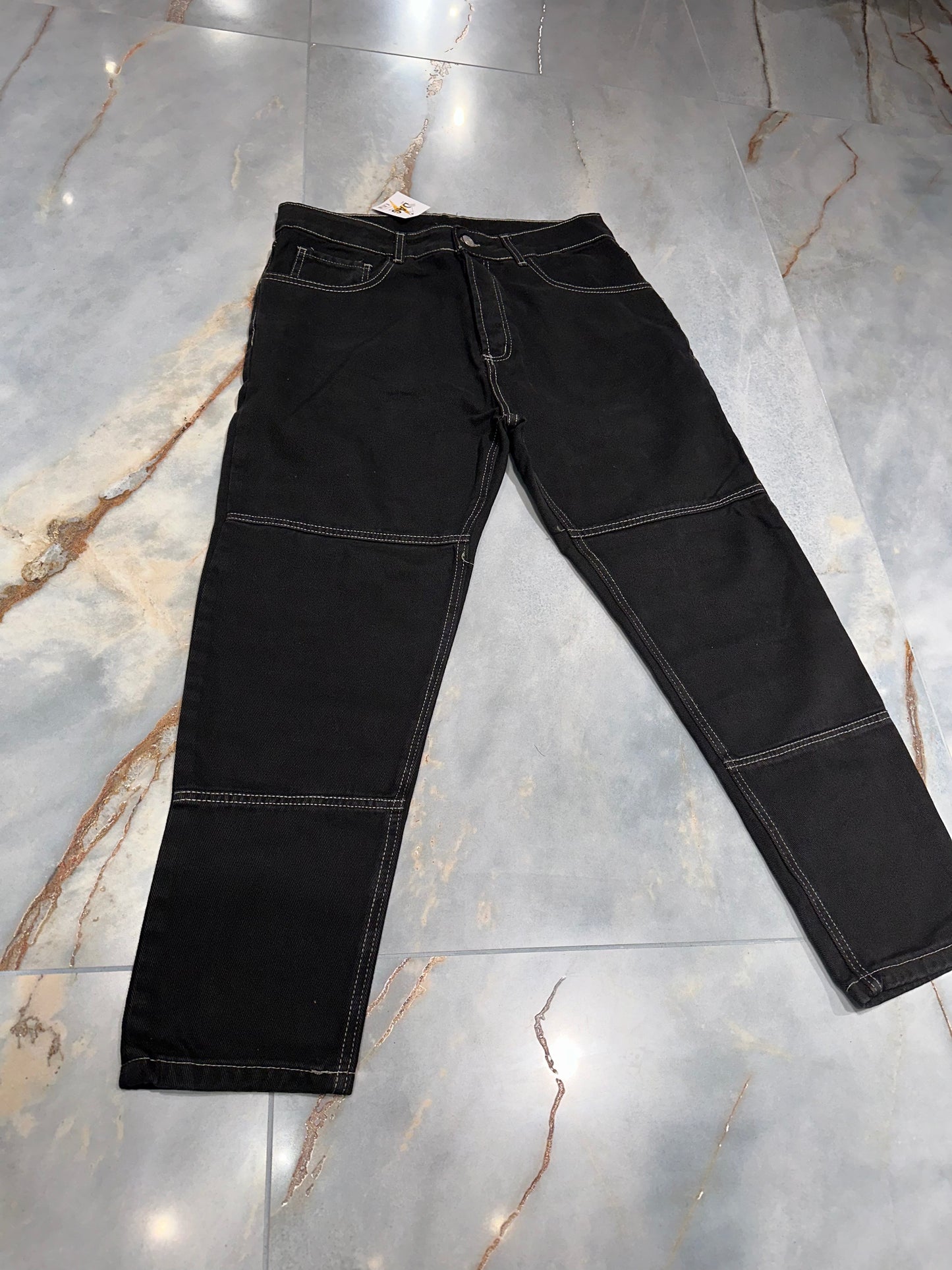 JEANS CON RICAMO