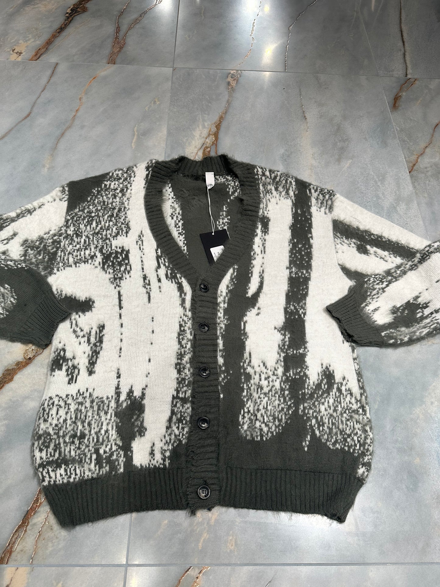 CARDIGAN GREEN BICOLOR