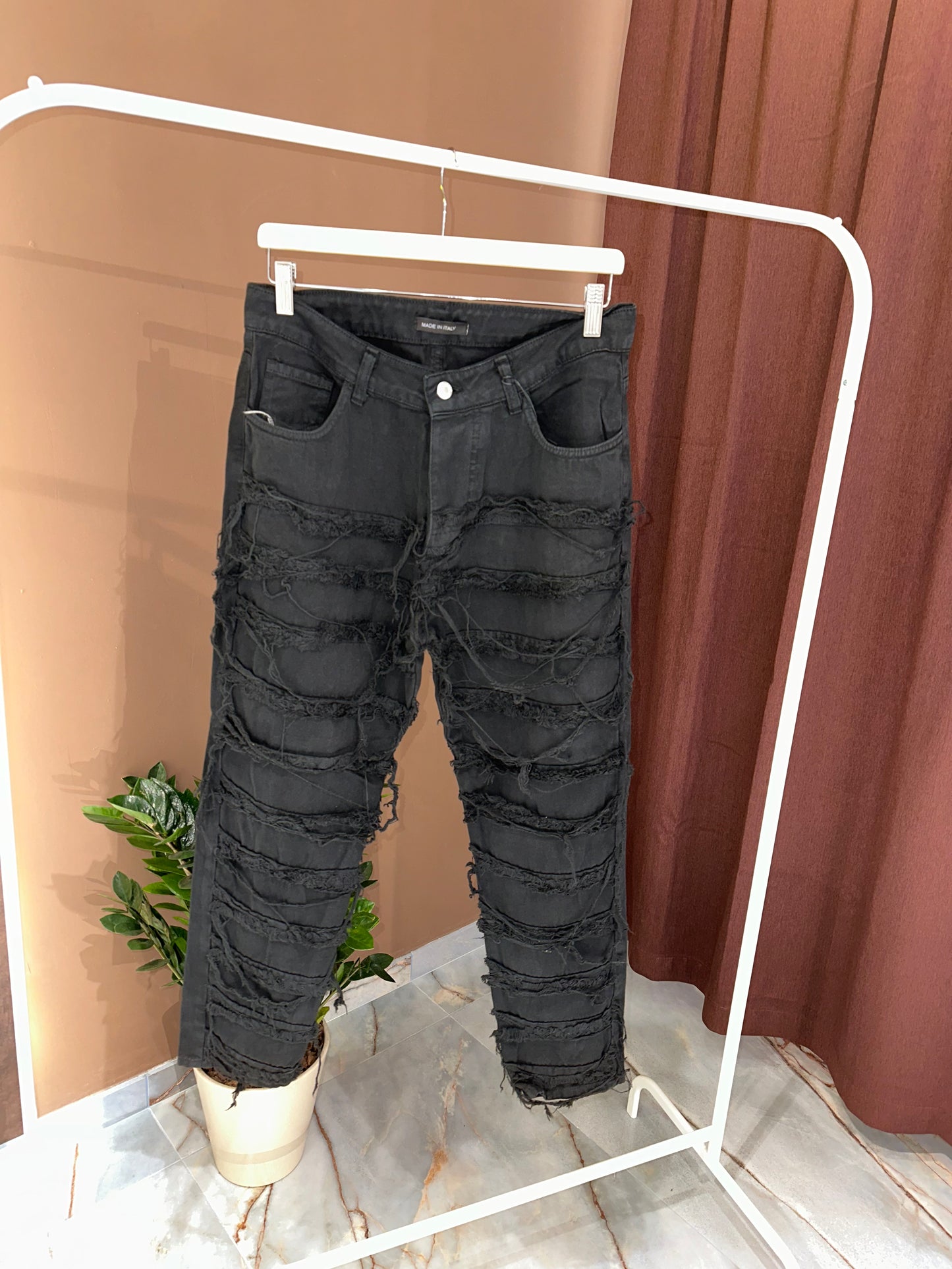 JEANS BLACK STRAPPATO