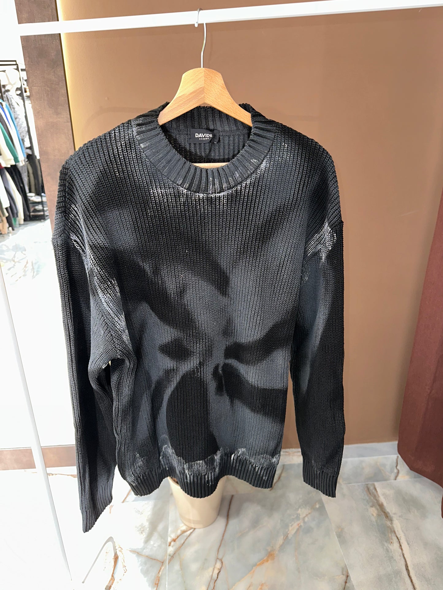 MAGLIONE ASPIRALE BLACK