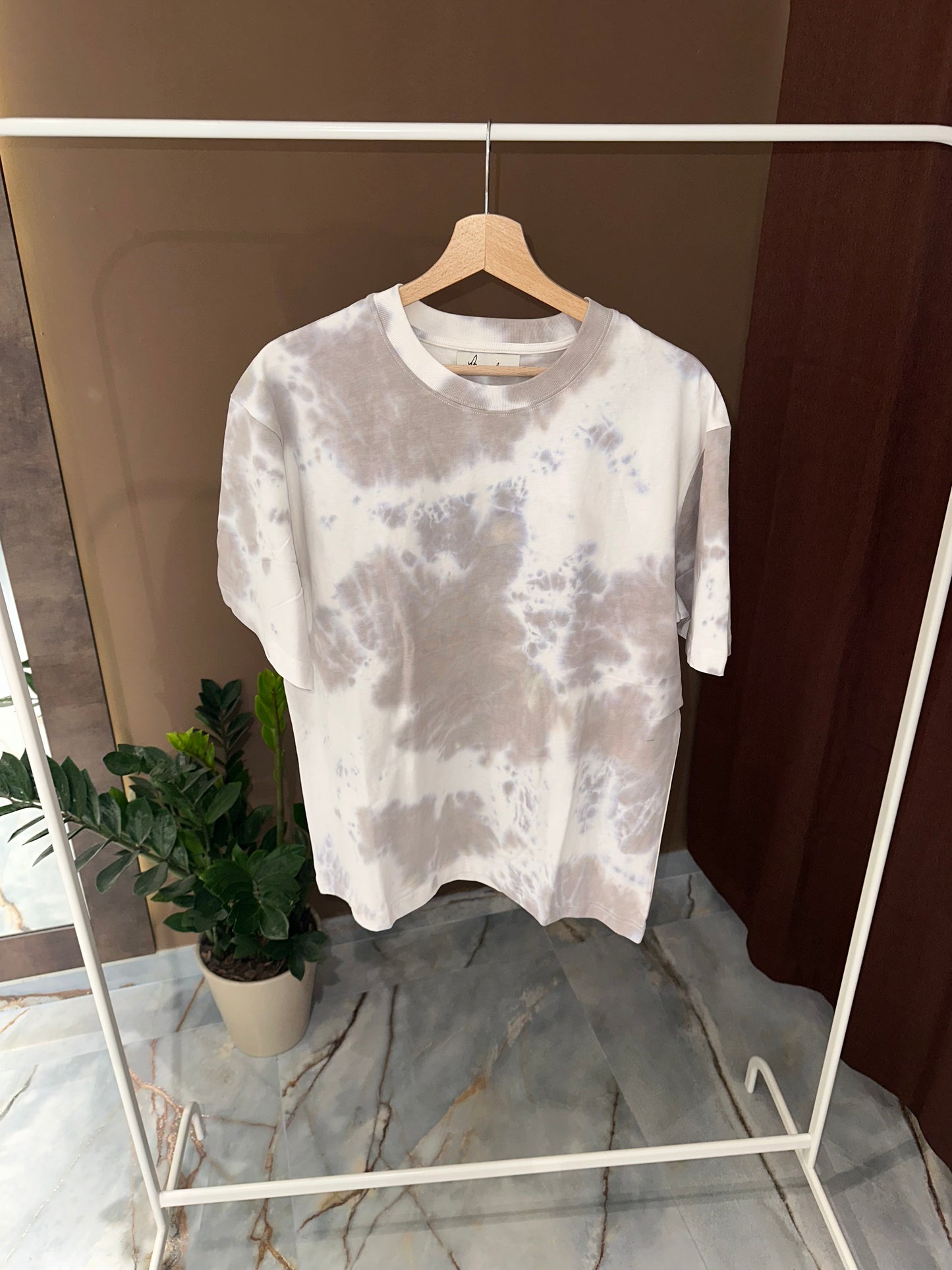 T SHIRT M.O** WHITE