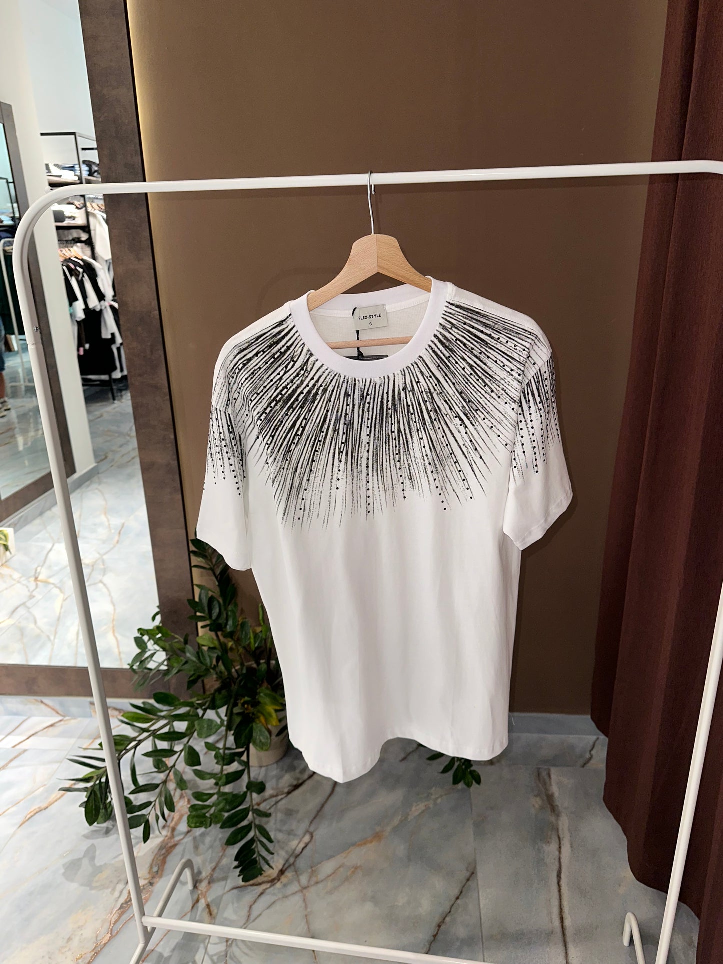 T SHIRT DIAMOND