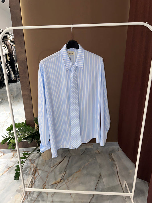 CAMICIA A RIGHE CON CRAVATTA