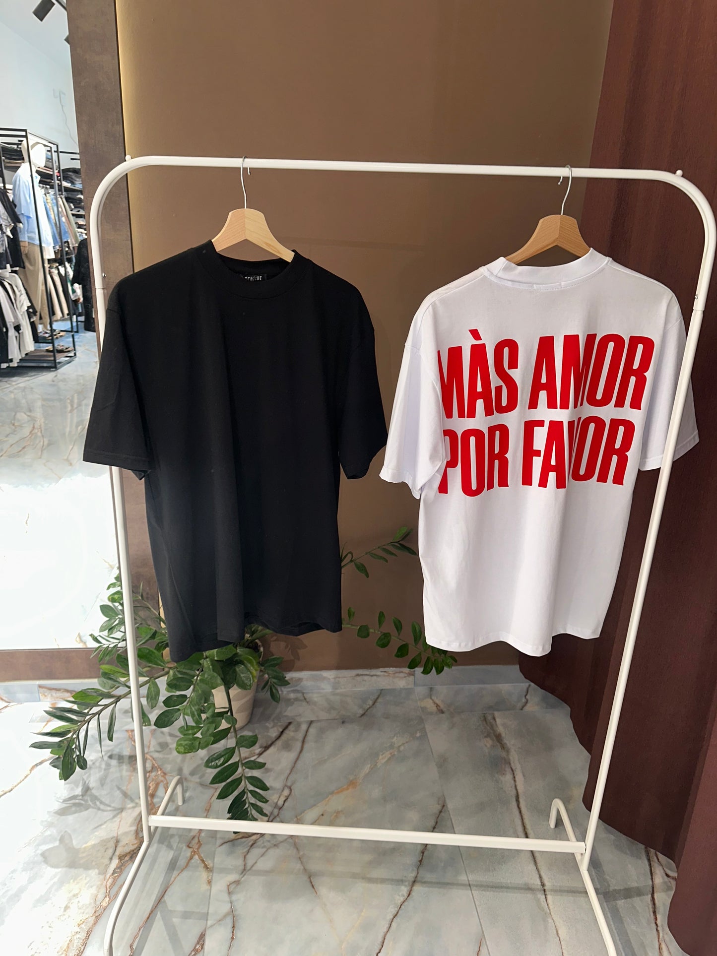 T SHIRT MAS AMOR
