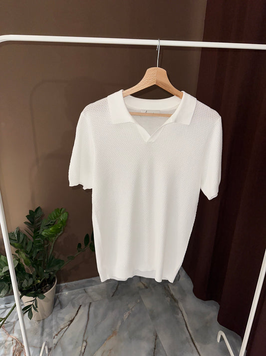 T SHIRT A V