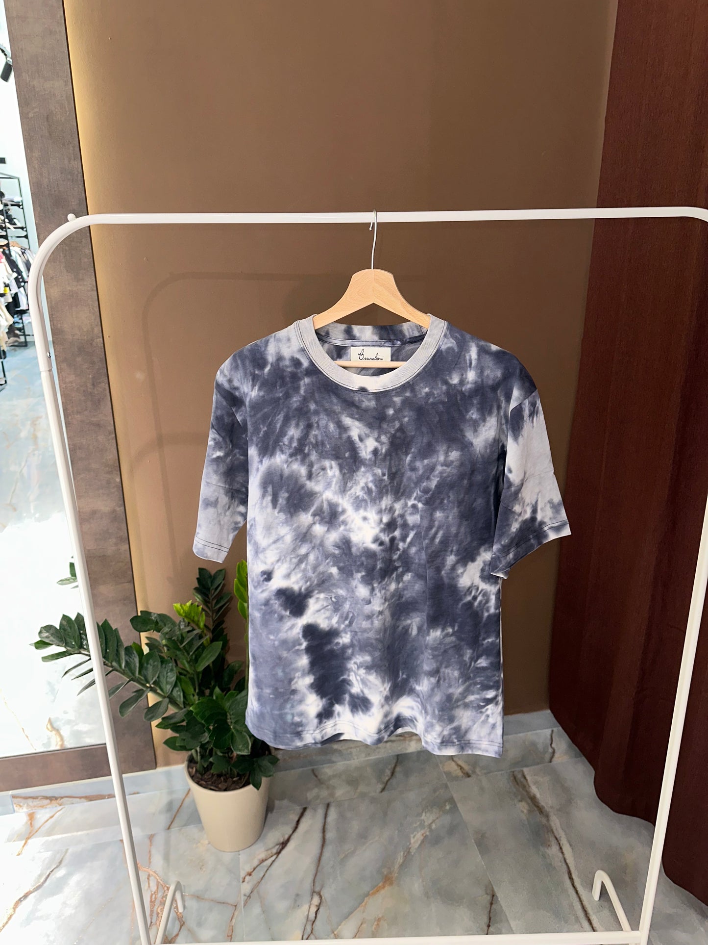 T SHIRT M.O** WHITE