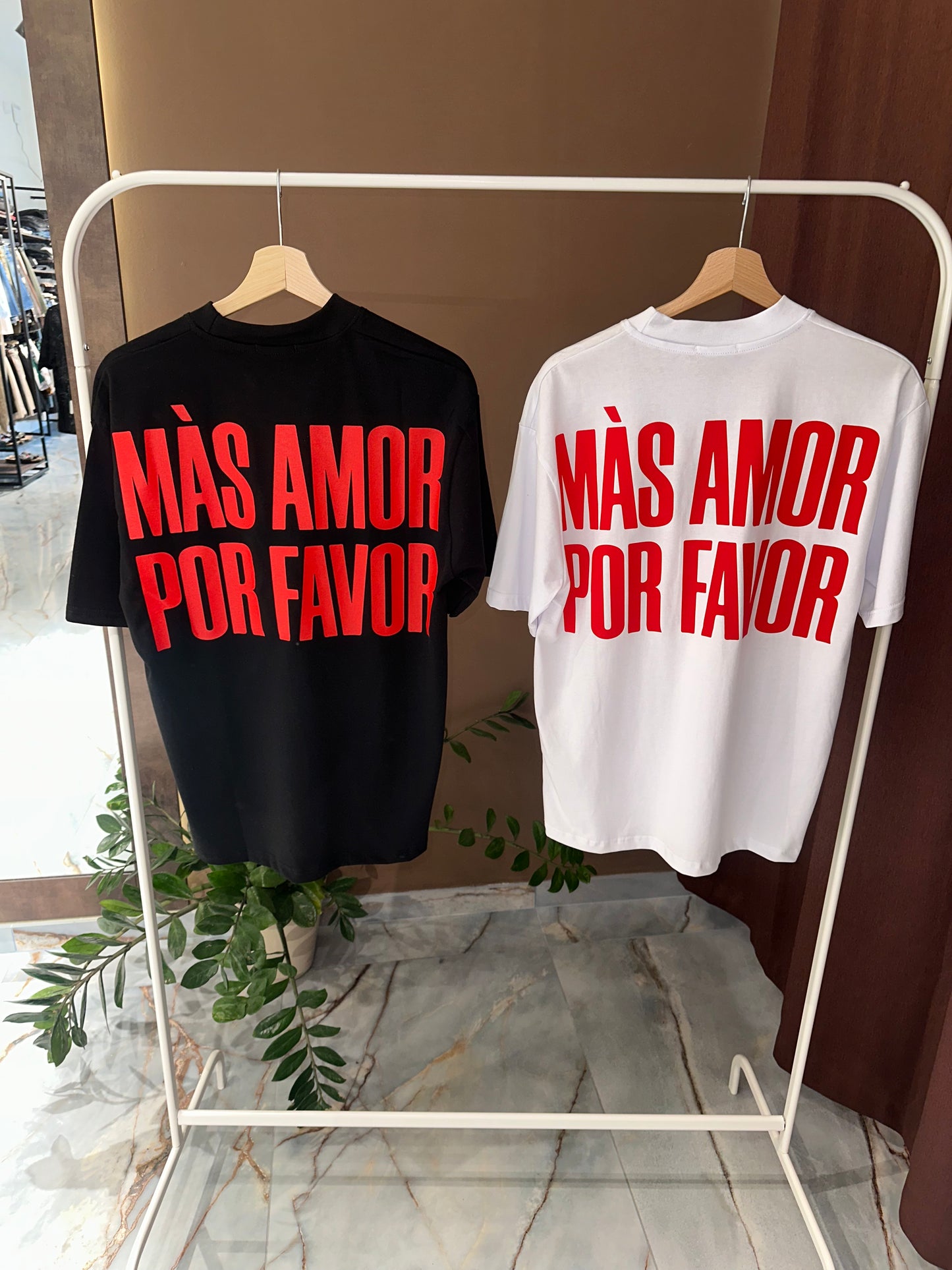 T SHIRT MAS AMOR