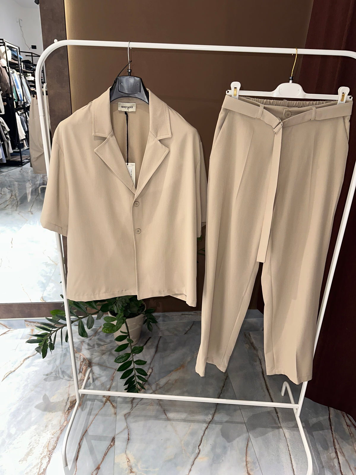 ABITO ELEGANT