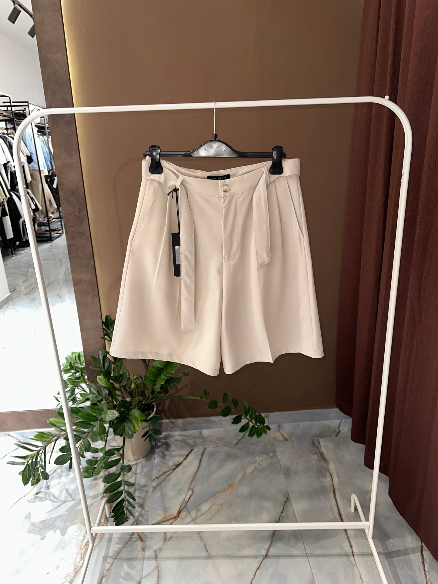 PANTALONCINO ELEGANT LACCIO