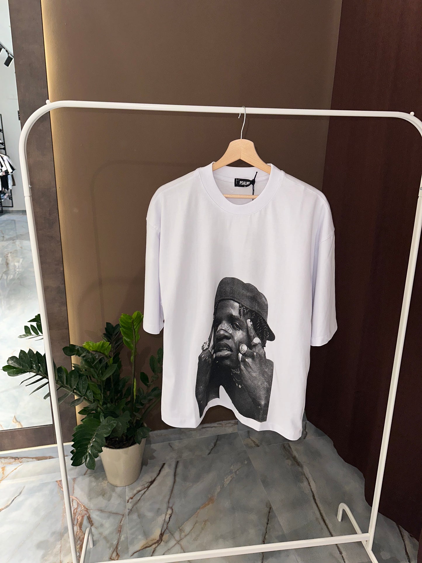 T SHIRT RAP