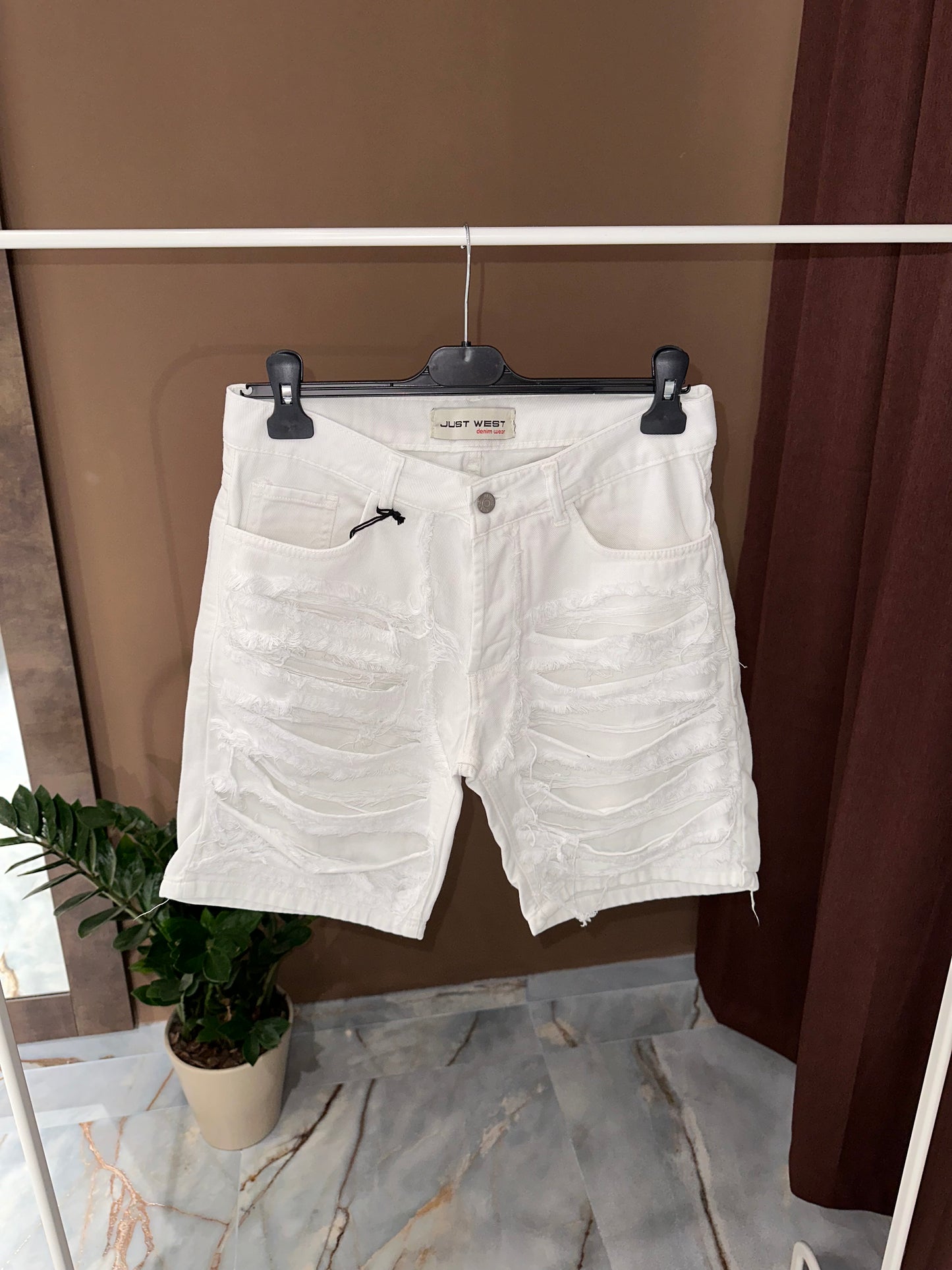 SHORTS STRAPPATO