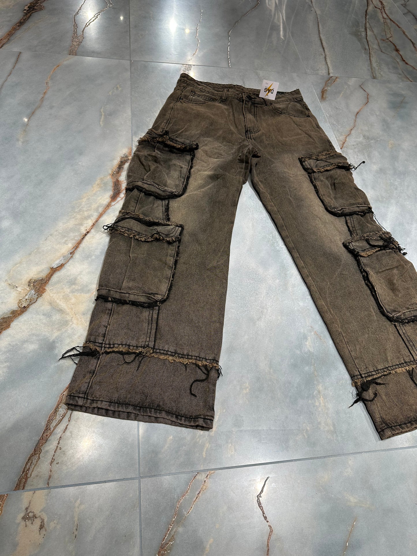 JEANS CARGO SFILACCIATO