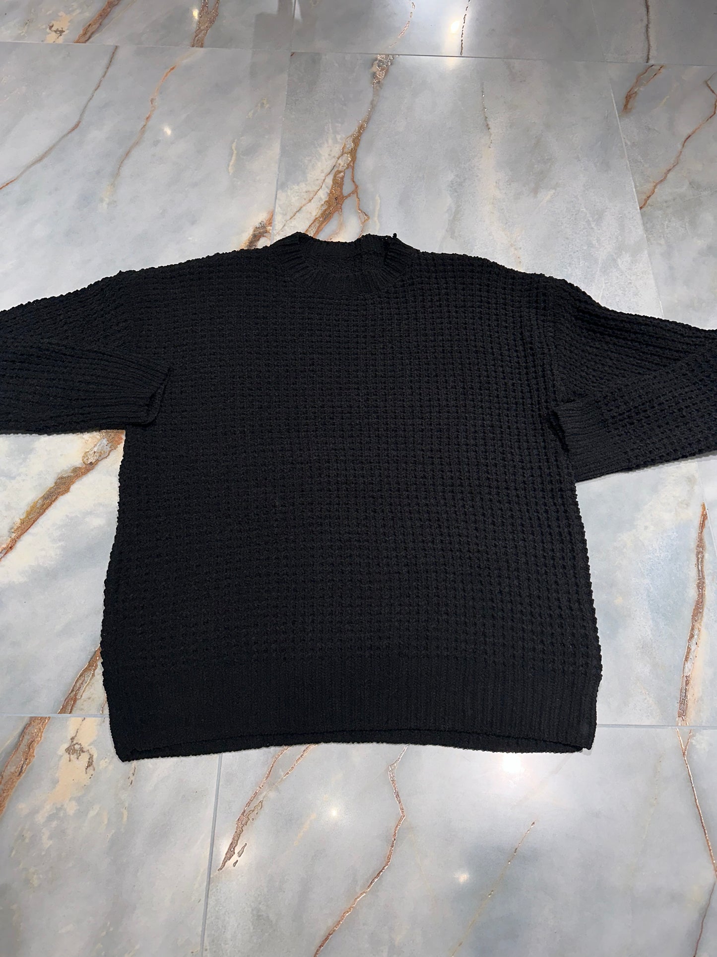 MAGLIONE TRAFORATO BLACK